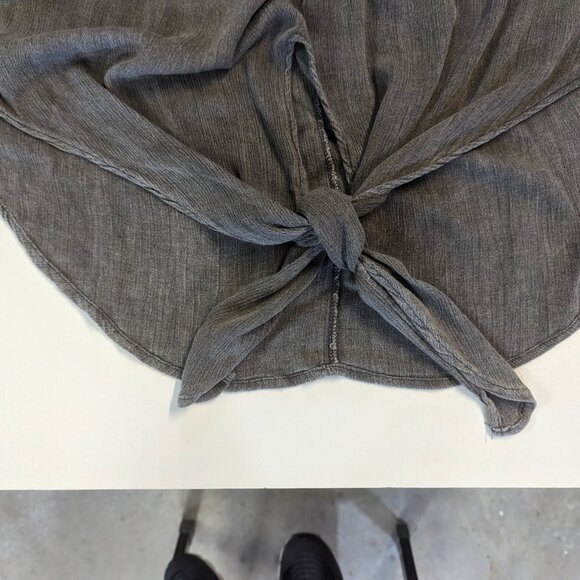 Cherish Size Large Off-Shoulder Gray Tie-Front - Picture 10 of 16